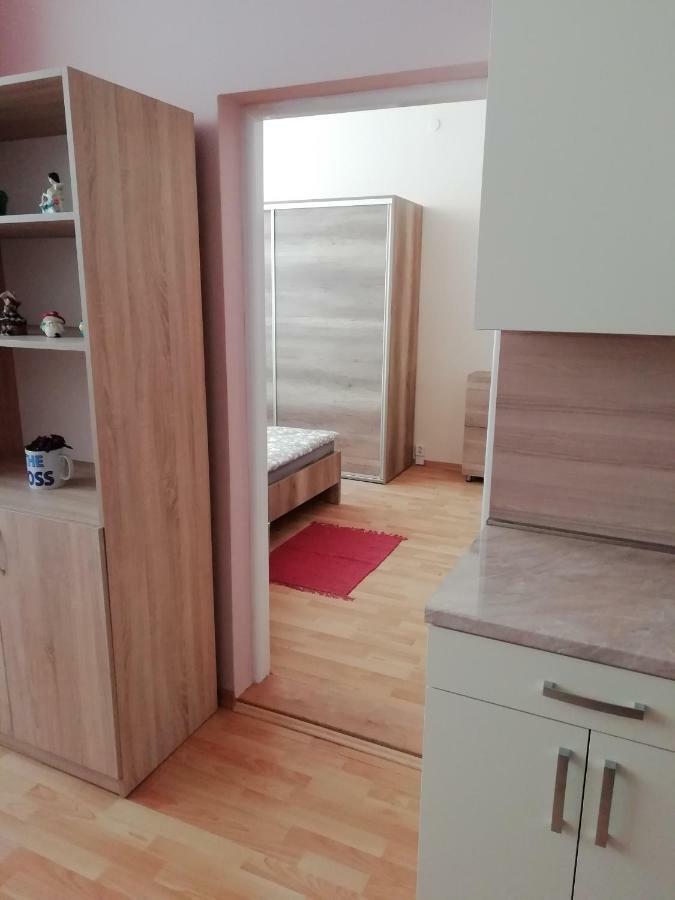 Apartman Lux Пряшів Екстер'єр фото