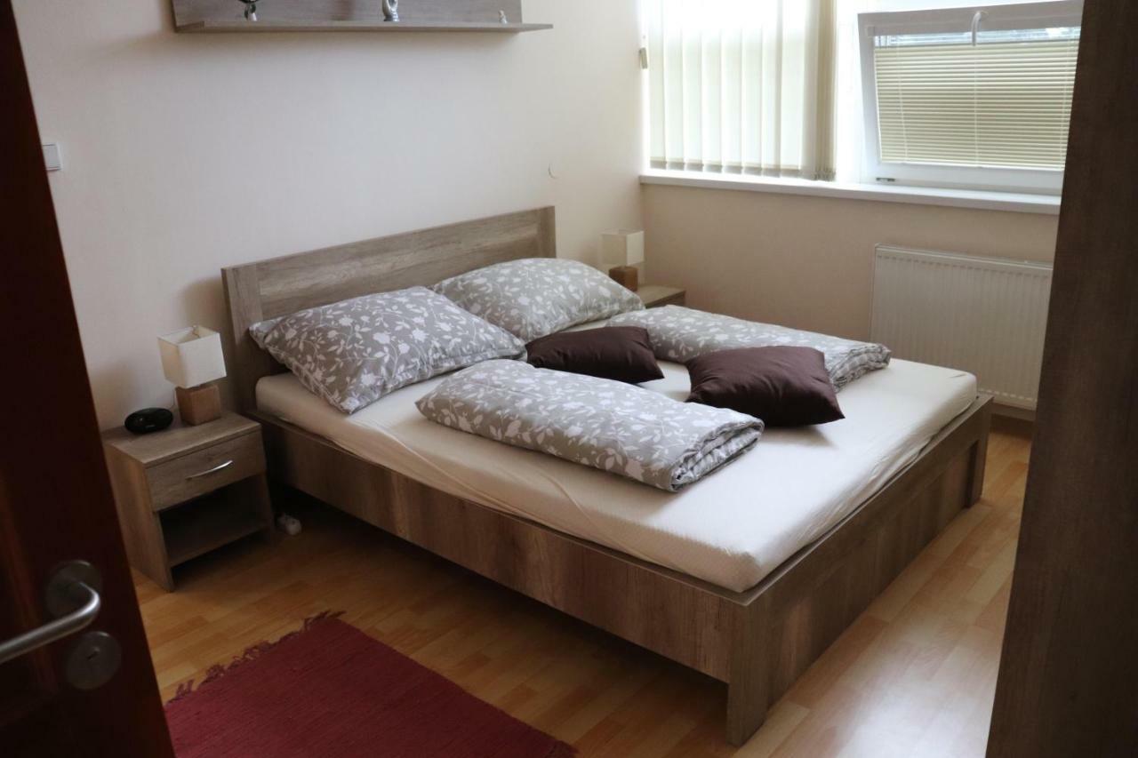 Apartman Lux Пряшів Екстер'єр фото